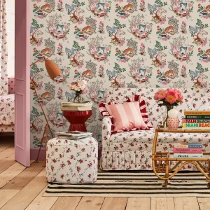 Painted Kingdom Cream Wallpaper