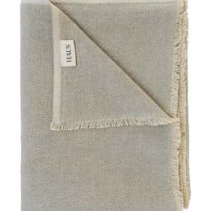 Elle Throw