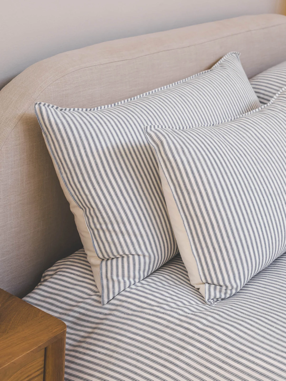 Oxford Bed Set - Image 4