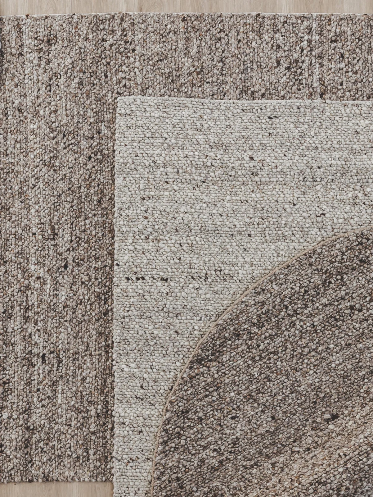 Stonecraft Rug in Warm Bagel - Image 2